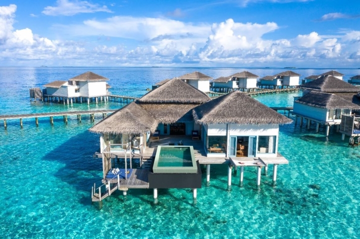 暑假避疫之旅 ：安心出游马尔代夫，尽享私人空间，潮玩透明Kayak | 经济通ET Net 财经生活网