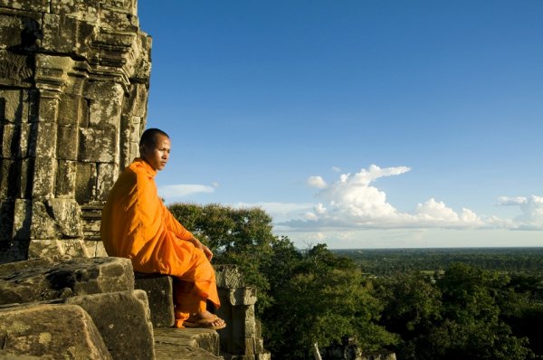 Enter a world of cultural experiences and photographic journey in Siem Reap, Cambodia, this festive season!