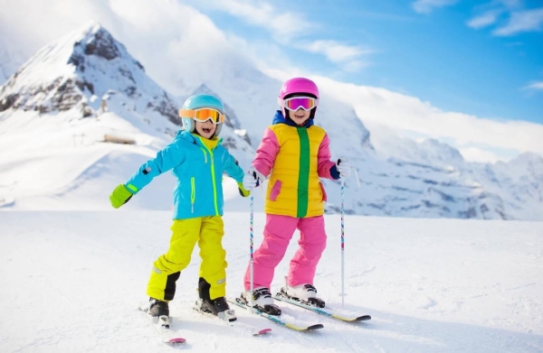 🆕 Discover Shenzhen’s Newest & Largest Indoor Ski Resort | Stays at Our Handpicked Shenzhen Top Hotels with Exclusive Offers & Amenities 