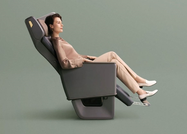 Enjoy Up To 38% Discount ⚡ CX Limited Time Special Fares Offer on Premium Economy Class! | Book By 09th May!