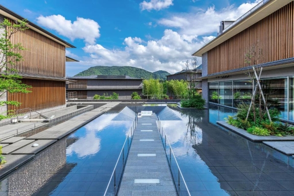 🎎 尊貴溫泉旅館住宿優惠：熱海伊豆山 KARAKU & 箱根強羅 KARAKU | 逃離都市喧囂，體驗日本頂級溫泉設施、房間連私人露天風呂、享用豐富日式早餐及精緻懷石料理