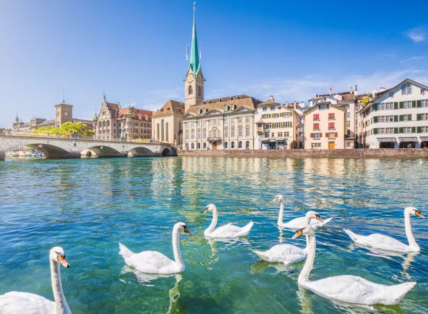 ☃️ Switzerland | "Families by M.O." Exclusive Offer | 2nd Room Up To 50% OFF❗| Enjoy Breakfast +  ⬆️ Room Upgrade + USD100 Hotel Credit @ Mandarin Oriental Savory, Zurich