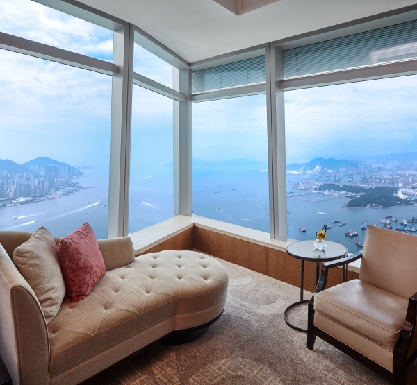 🔥 FLASH SALE | 🥮 MID-AUTUMN FESTIVAL EXCLUSIVE STAYCATION | Enjoy Room Upgrade + Extra HKD780 Hotel Credit & More! @ Ritz-Carlton Hong Kong (Welcome Consumption Voucher)